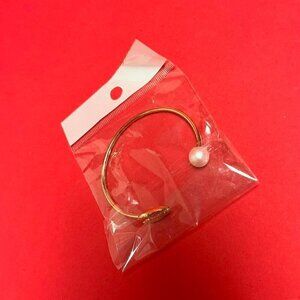 Gold and white beach  bracelet  🤍💛​​​​​​​​